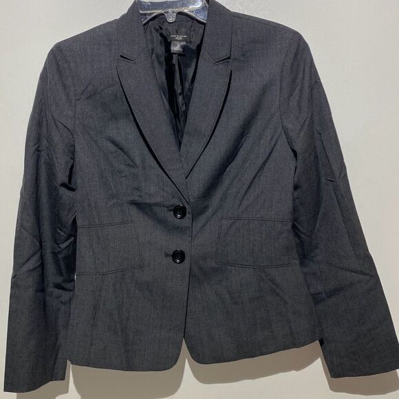 Ann Taylor Women's Gray Wool Blend Notch Lapel Two Button Blazer Size 8P - Picture 1 of 10